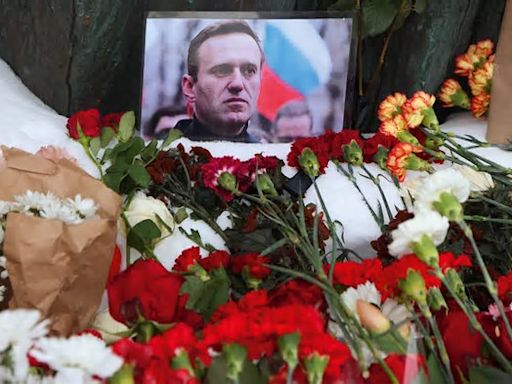 Homenagem funerária ao líder da oposição na Rússia, Alexei Navalny.